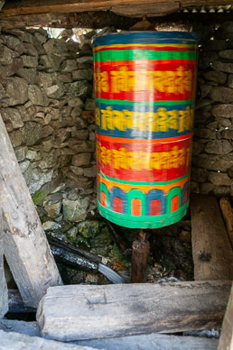 Water-driven prayer wheel
